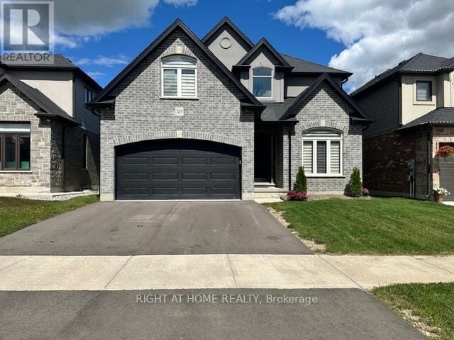 329 Masters Drive, Woodstock (Woodstock – North)