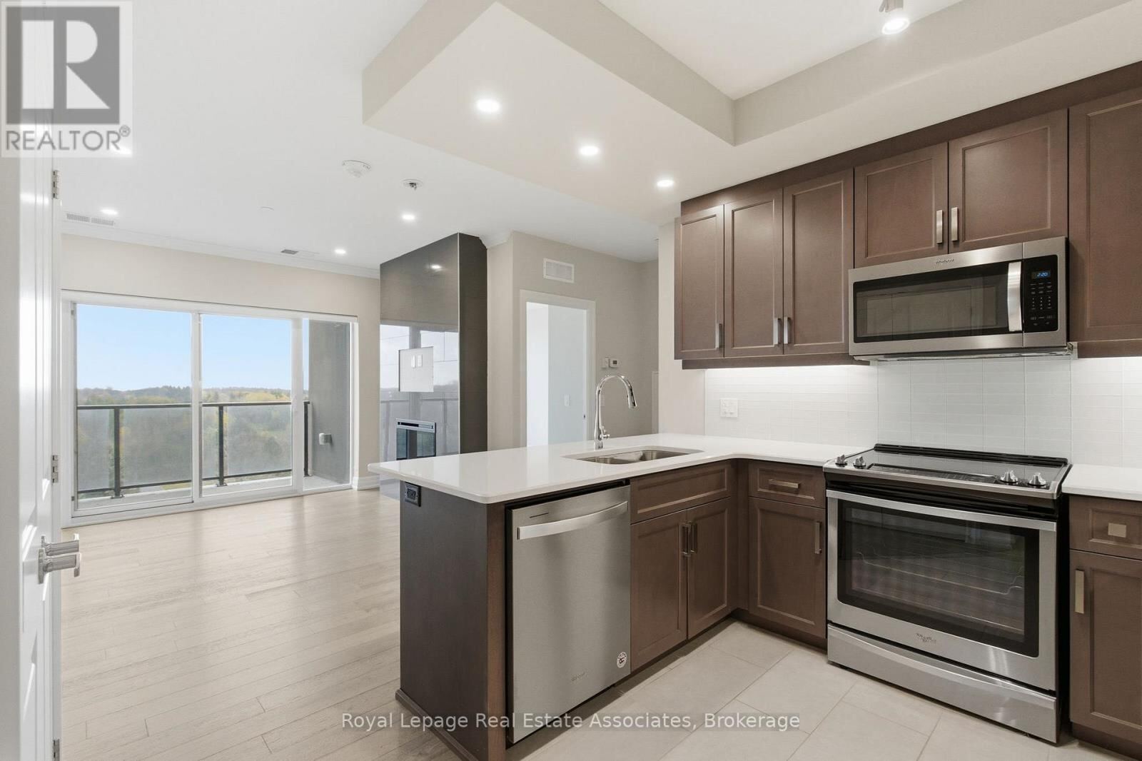1878 Gordon Street Unit 814, Guelph (Pineridge/Westminster Woods)