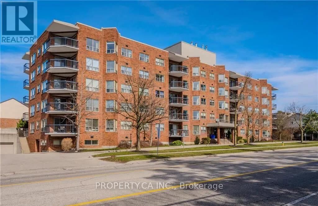 300 Keats Way Unit 503, Waterloo