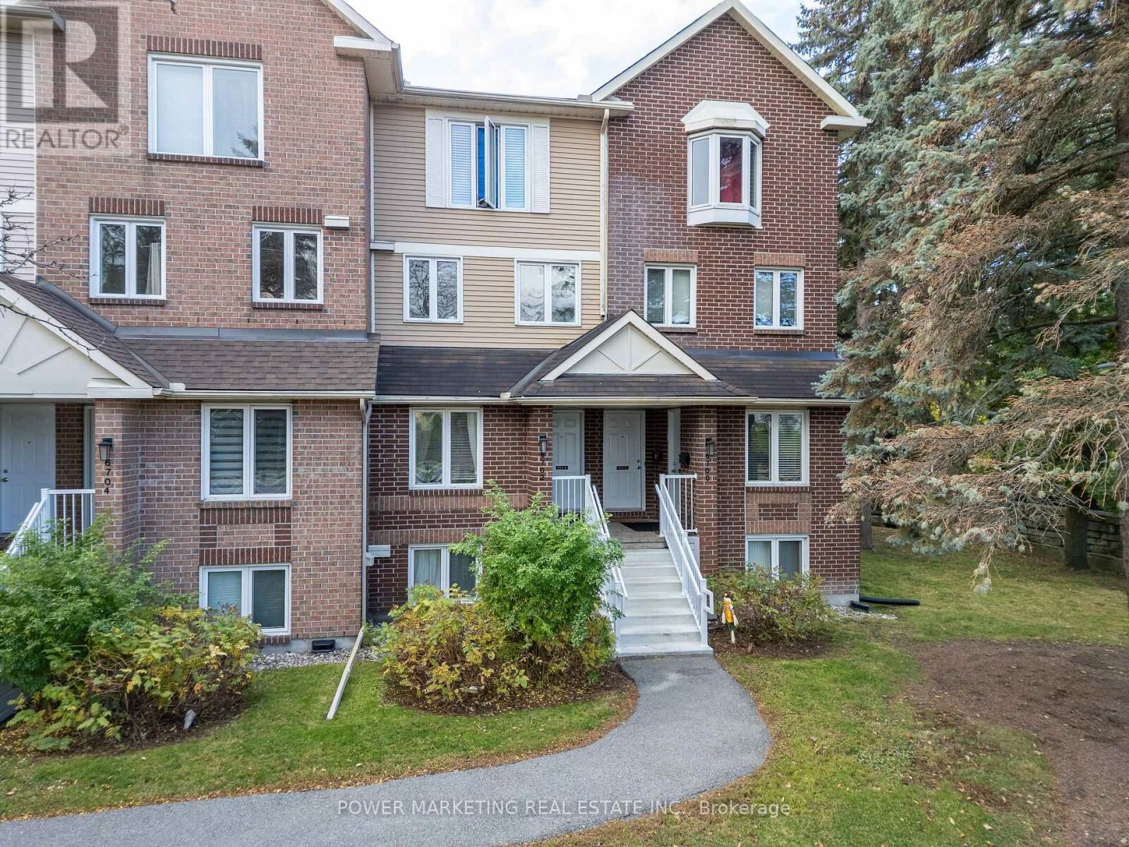 6702 Jeanne D’arc Boulevard North Unit B, Ottawa