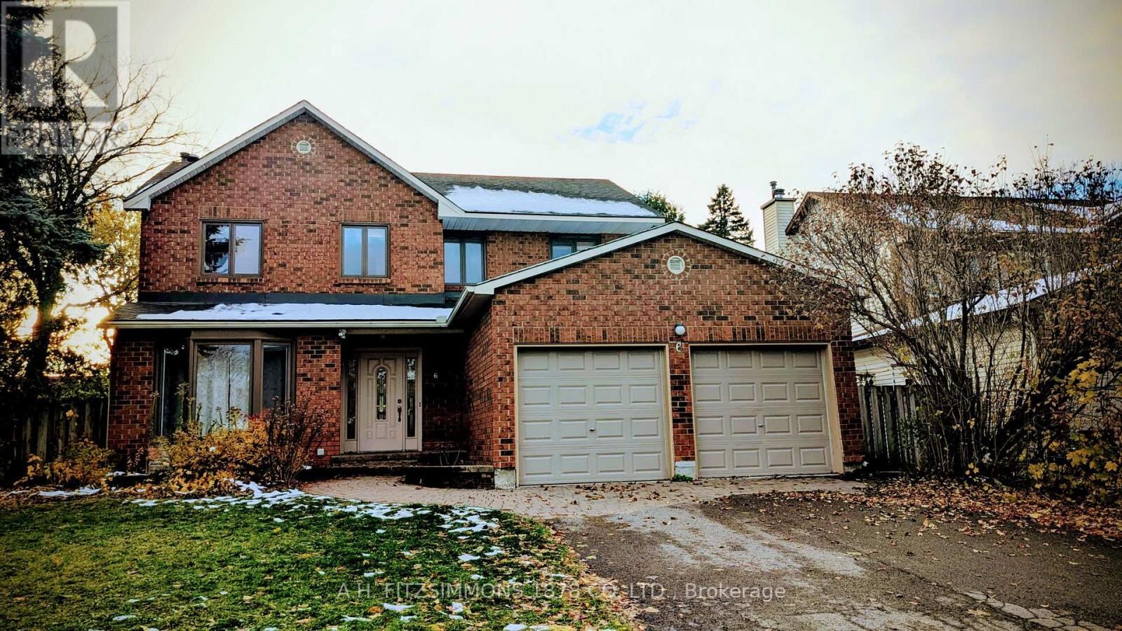 6 Pattermead Crescent, Ottawa