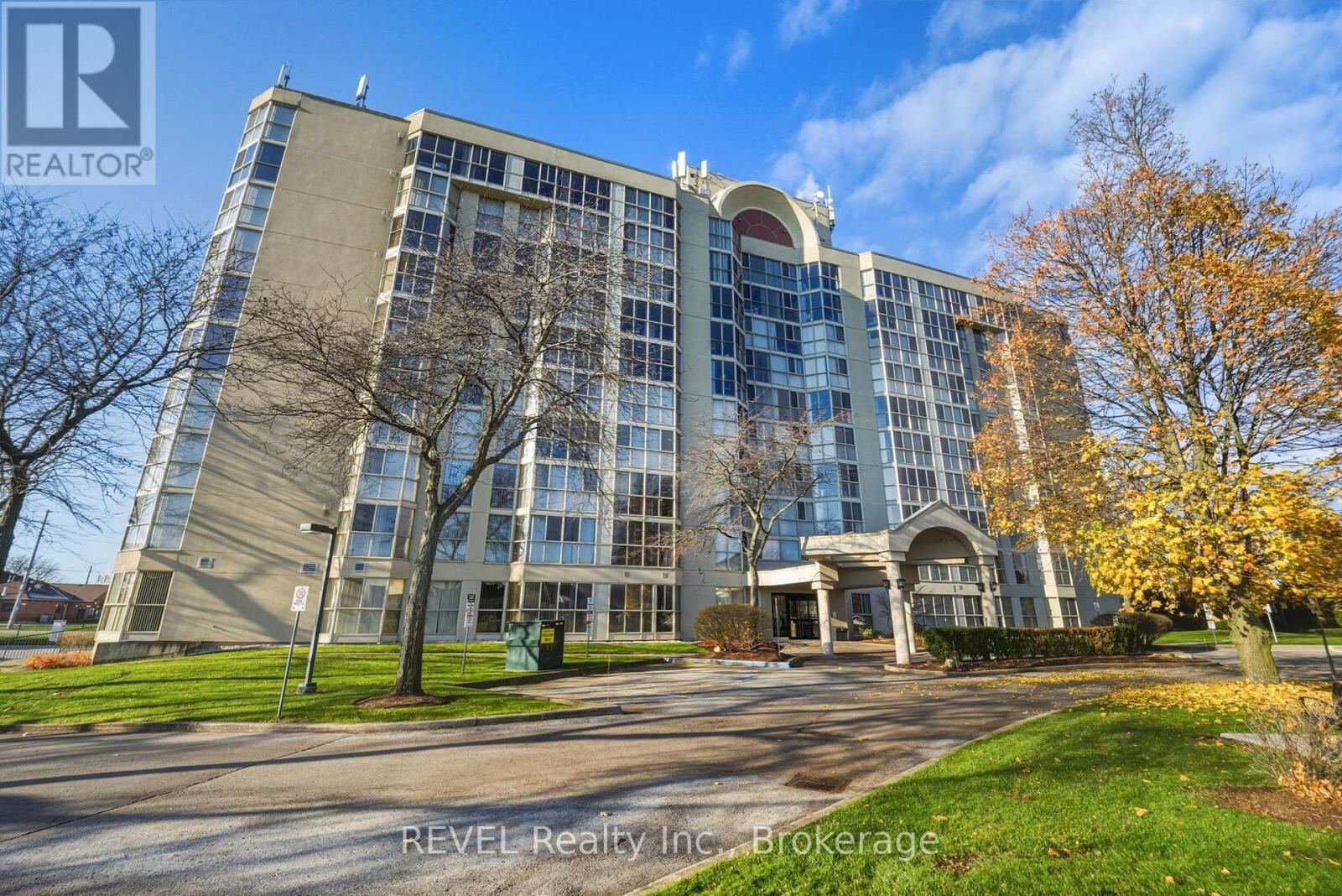 162 Martindale Road Unit 207, St. Catharines (Grapeview)