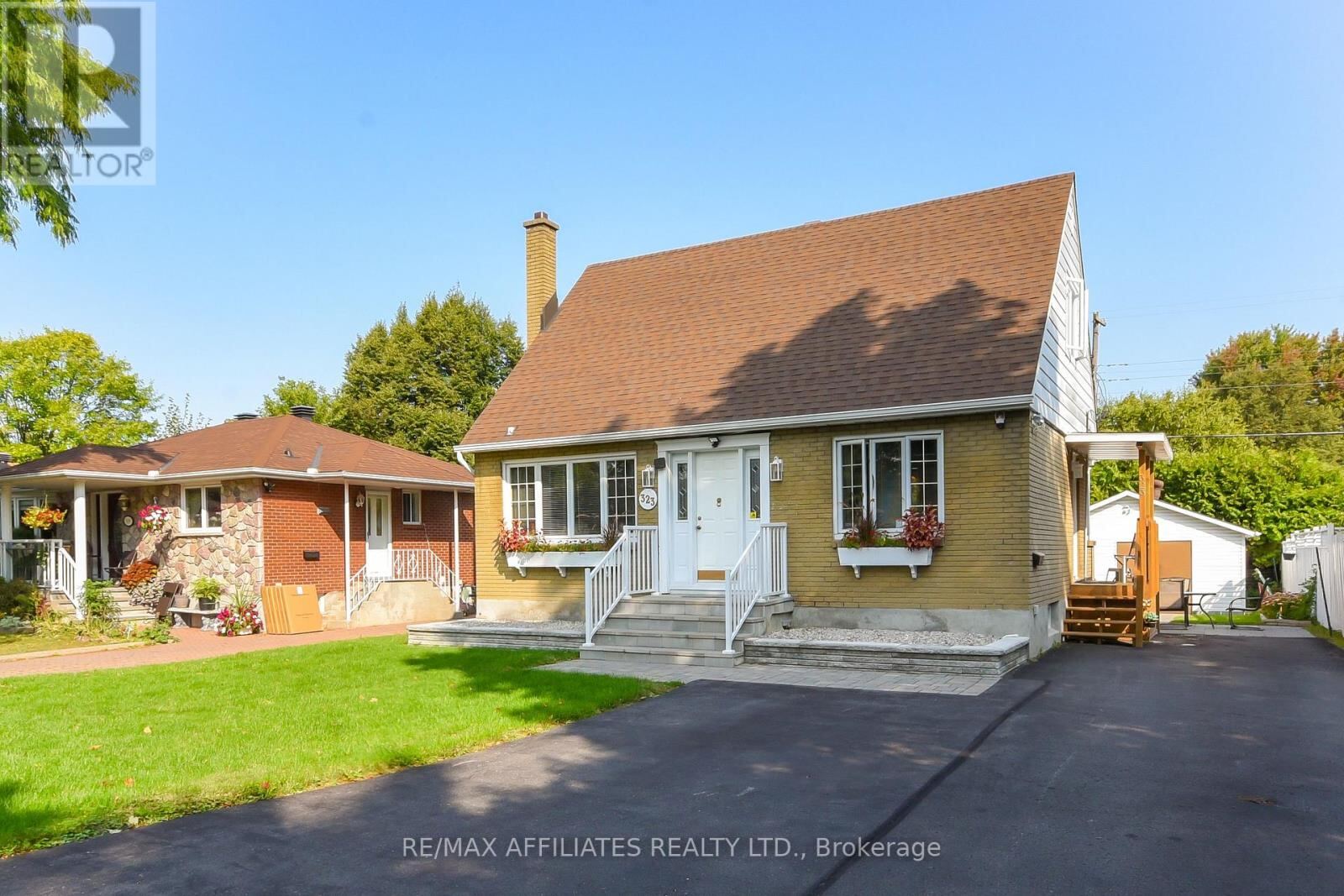 323 Fullerton Avenue, Ottawa