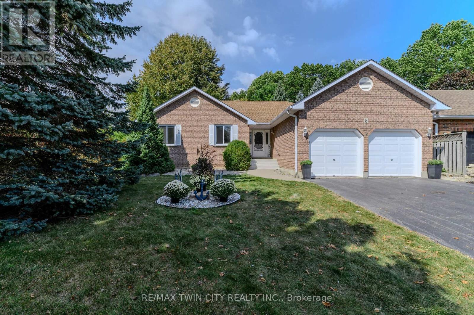 5 Newport Lane, Norfolk (Port Dover)