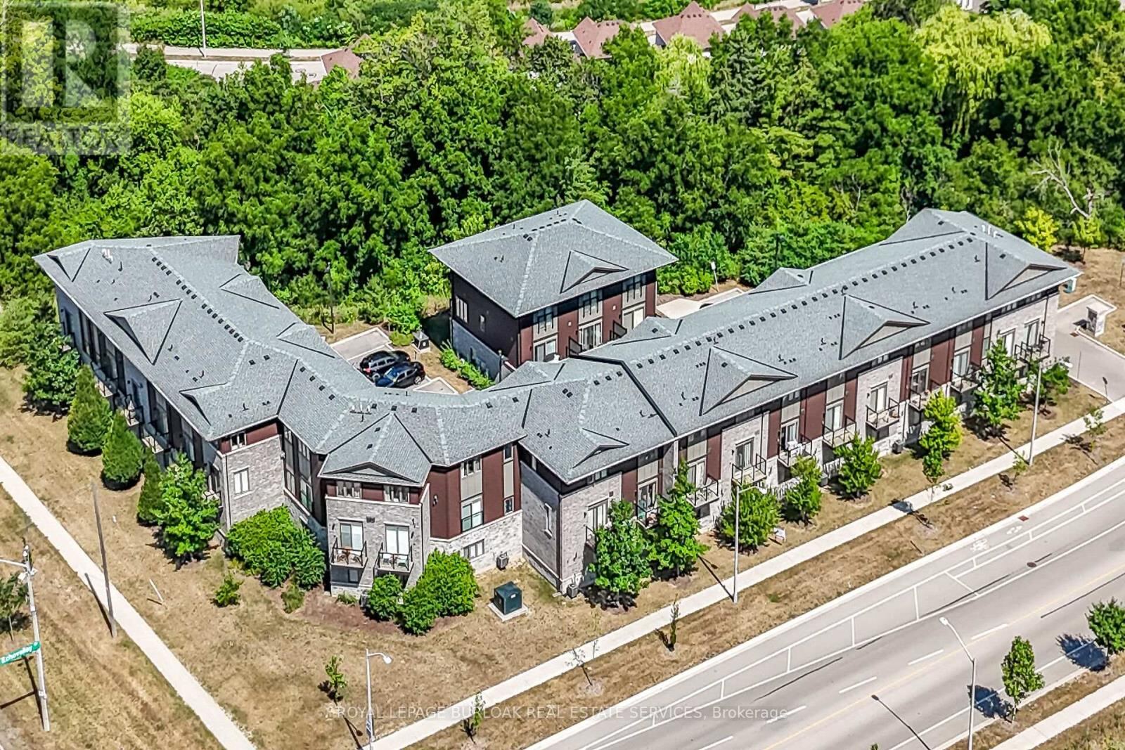 23 Echovalley Drive Unit 12, Hamilton (Stoney Creek Mountain)