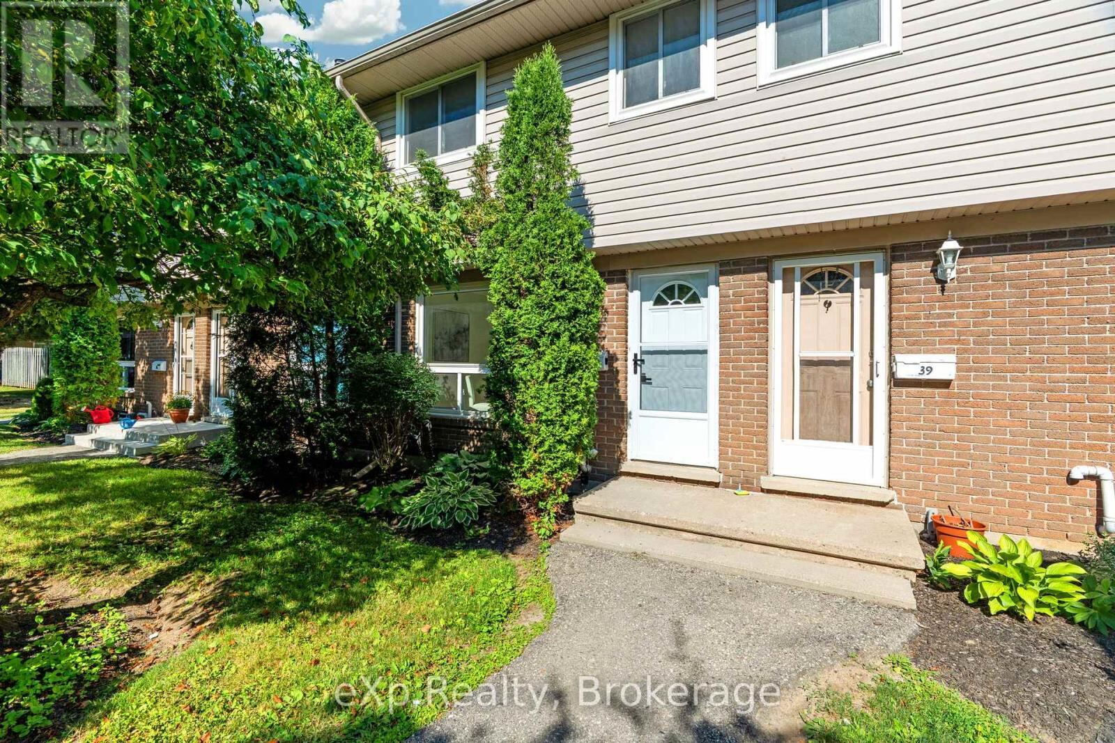 88 Avonwood Drive Unit 38, Stratford