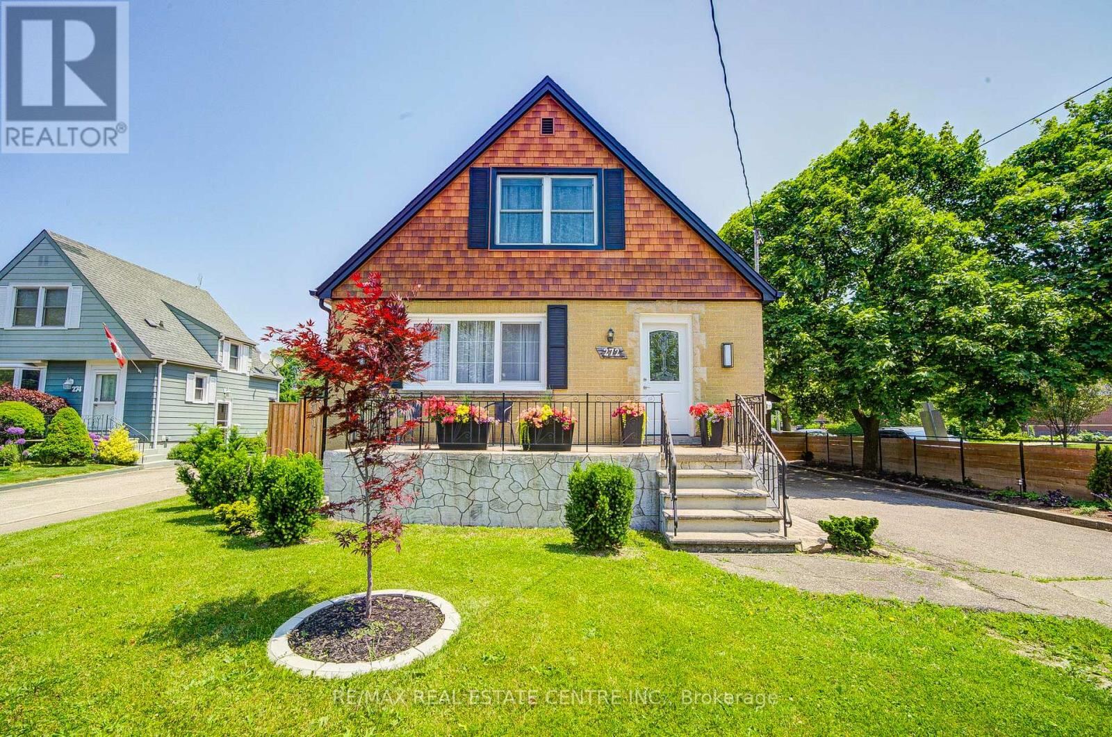 272 Grantham Avenue, St. Catharines (Carlton/Bunting)