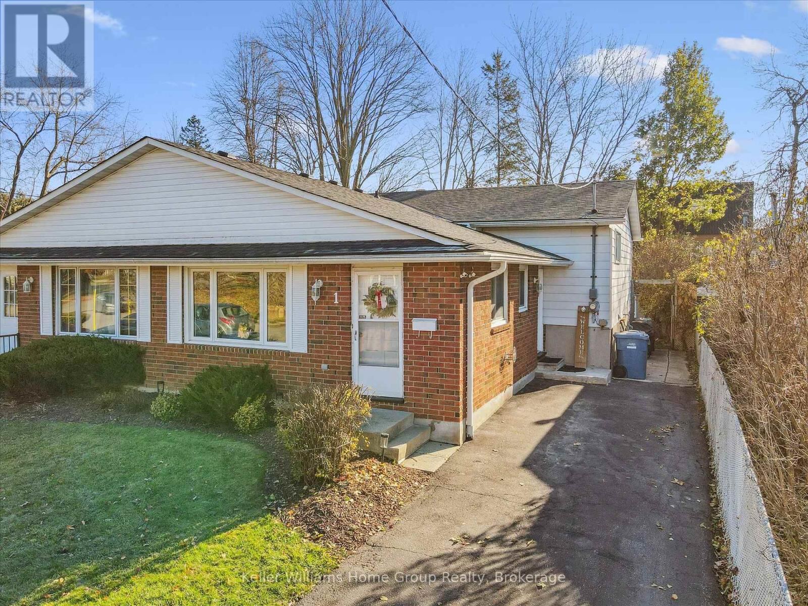 1 Islington Avenue, Guelph (Victoria North)