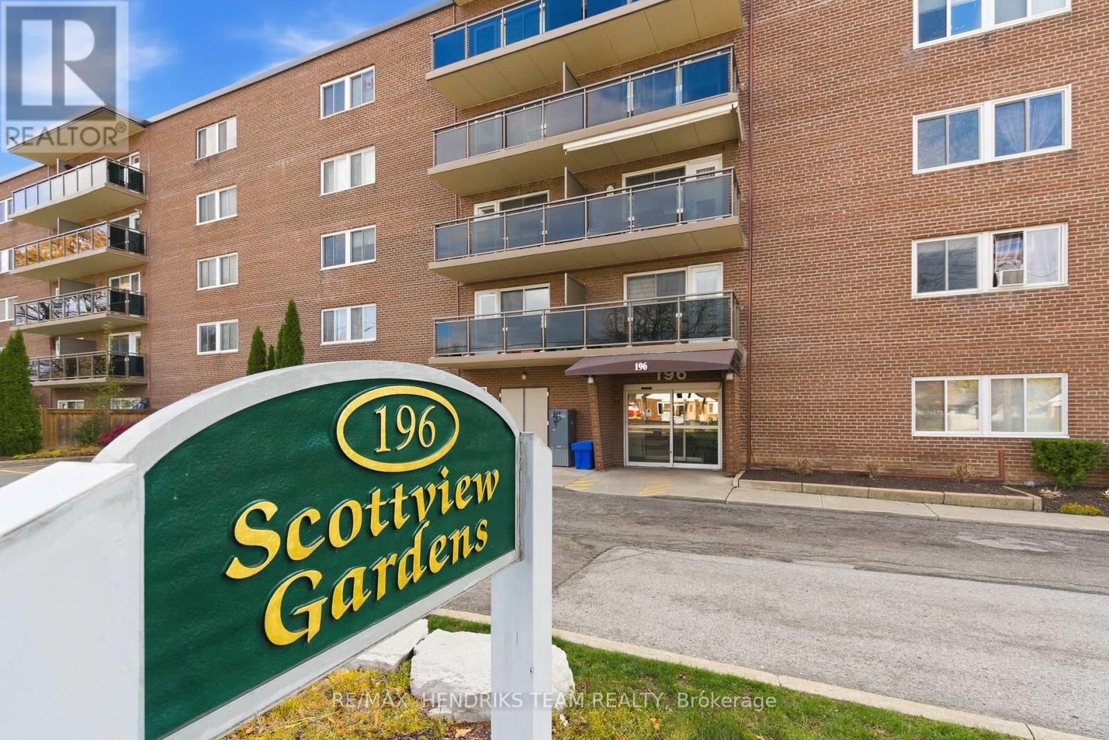196 Scott Street Unit 417, St. Catharines (Fairview)