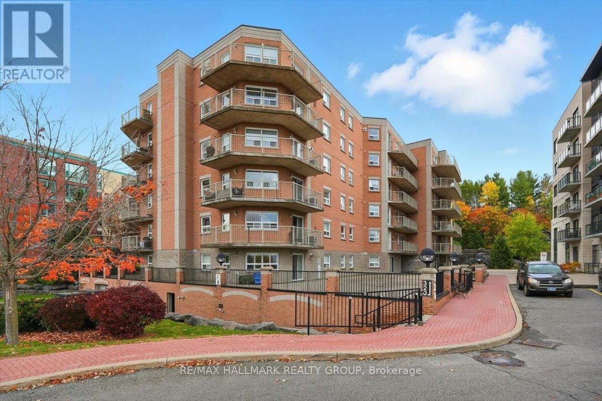 320 Centrum Boulevard Unit 206, Ottawa