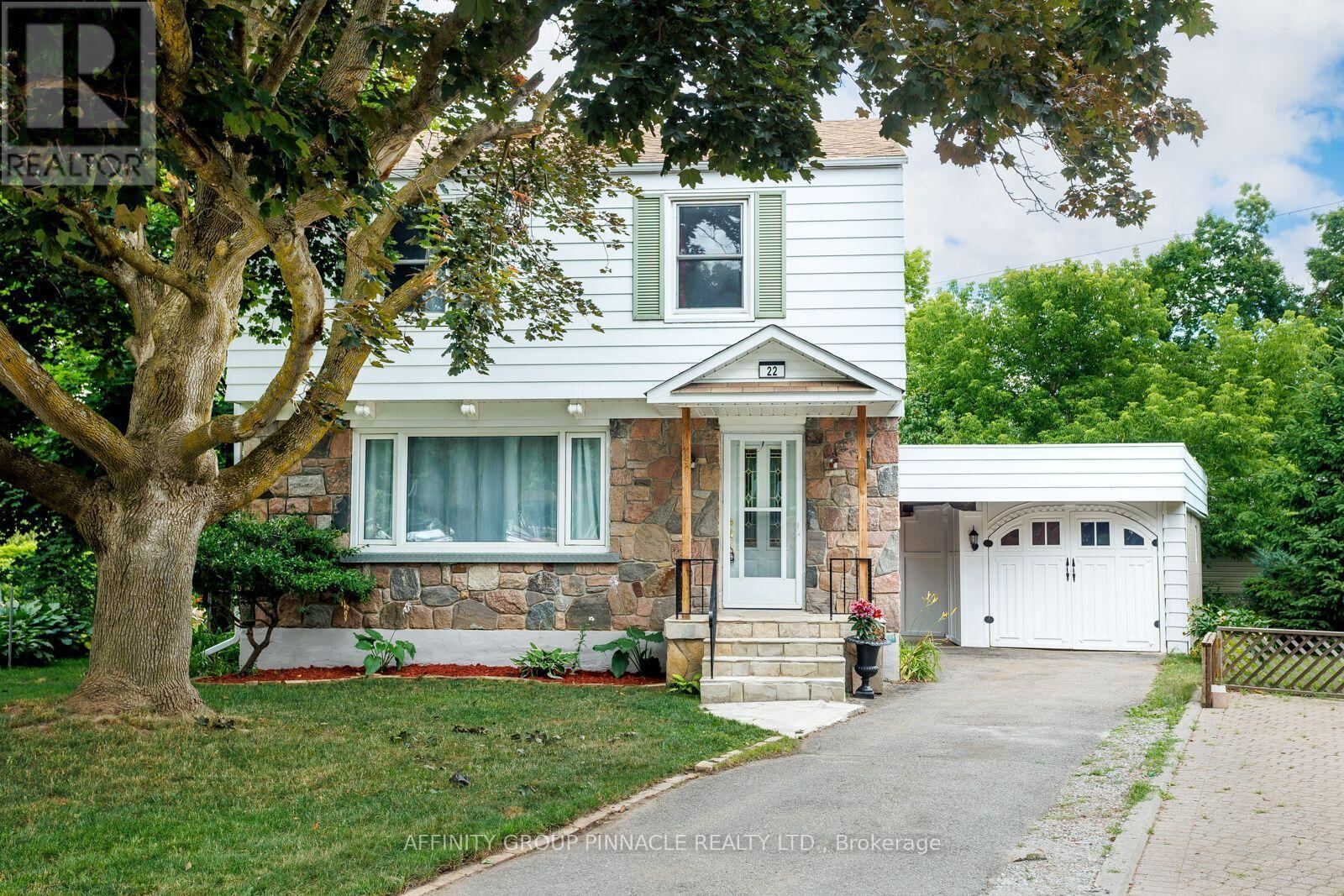 22 Sunset Court, Kawartha Lakes (Lindsay)