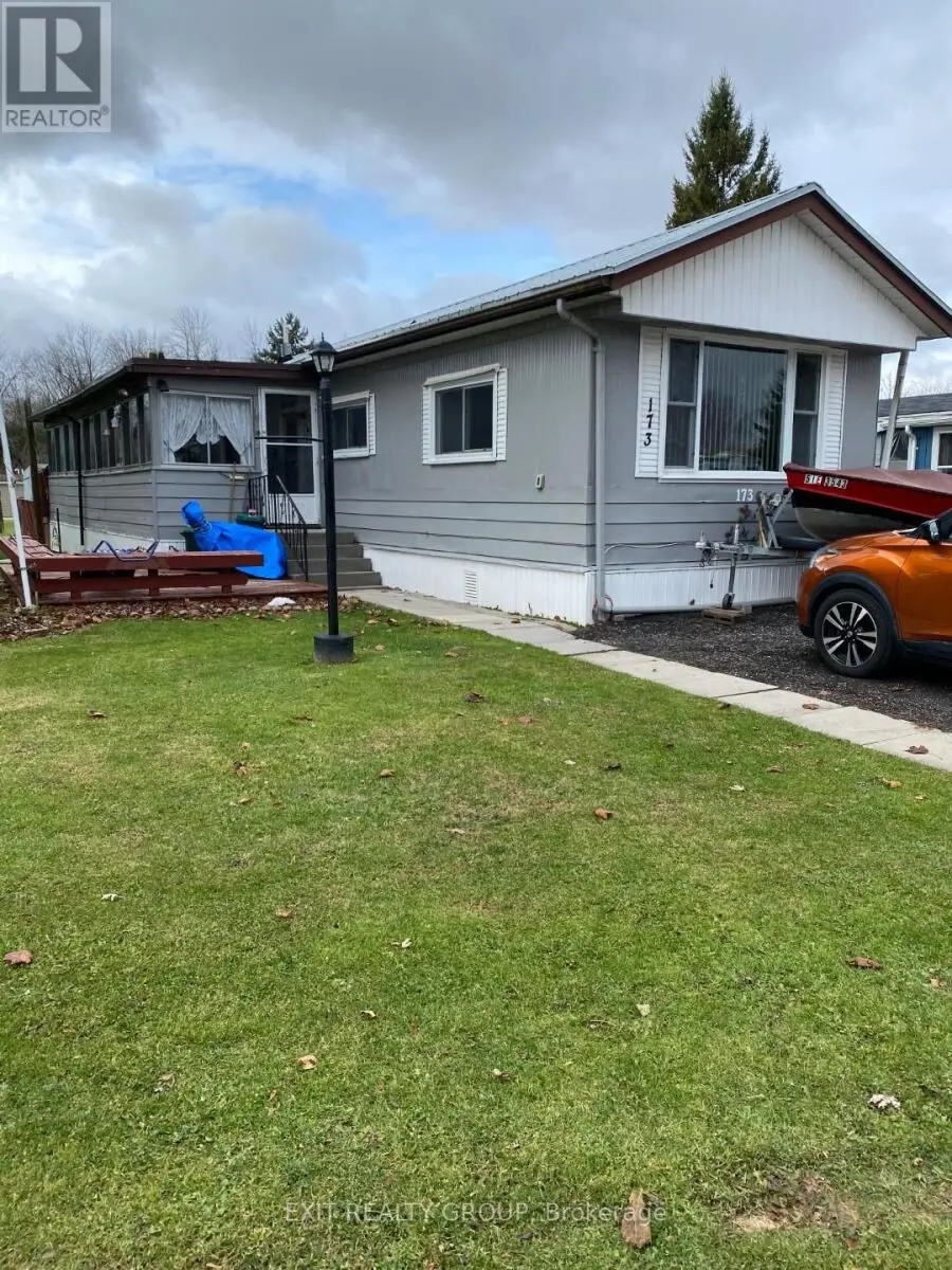 63 Whites Road Unit 173, Quinte West (Sidney Ward)