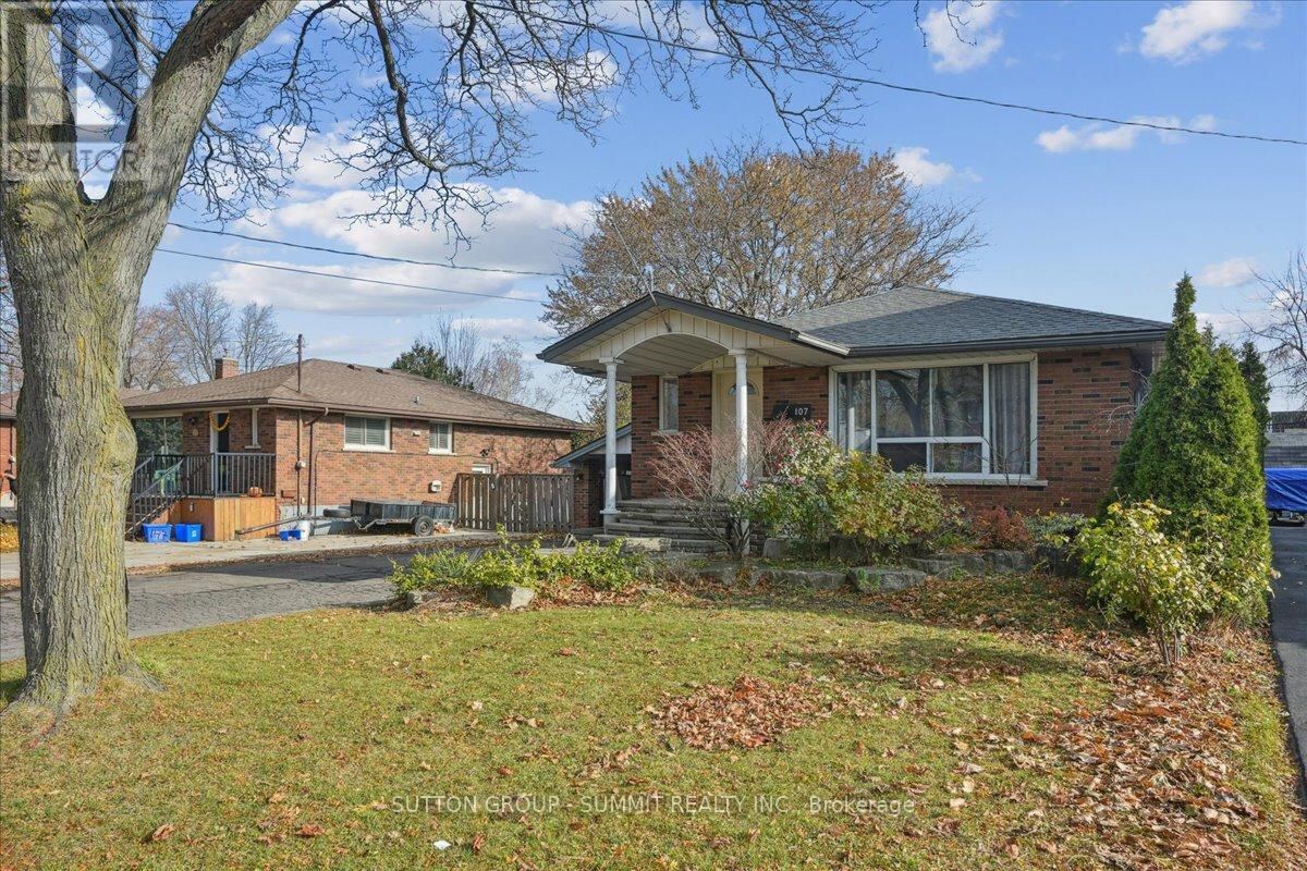 107 Deschene Avenue, Hamilton (Greeningdon)