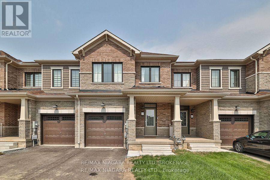 77 KEELSON Street, Welland (Dain City)