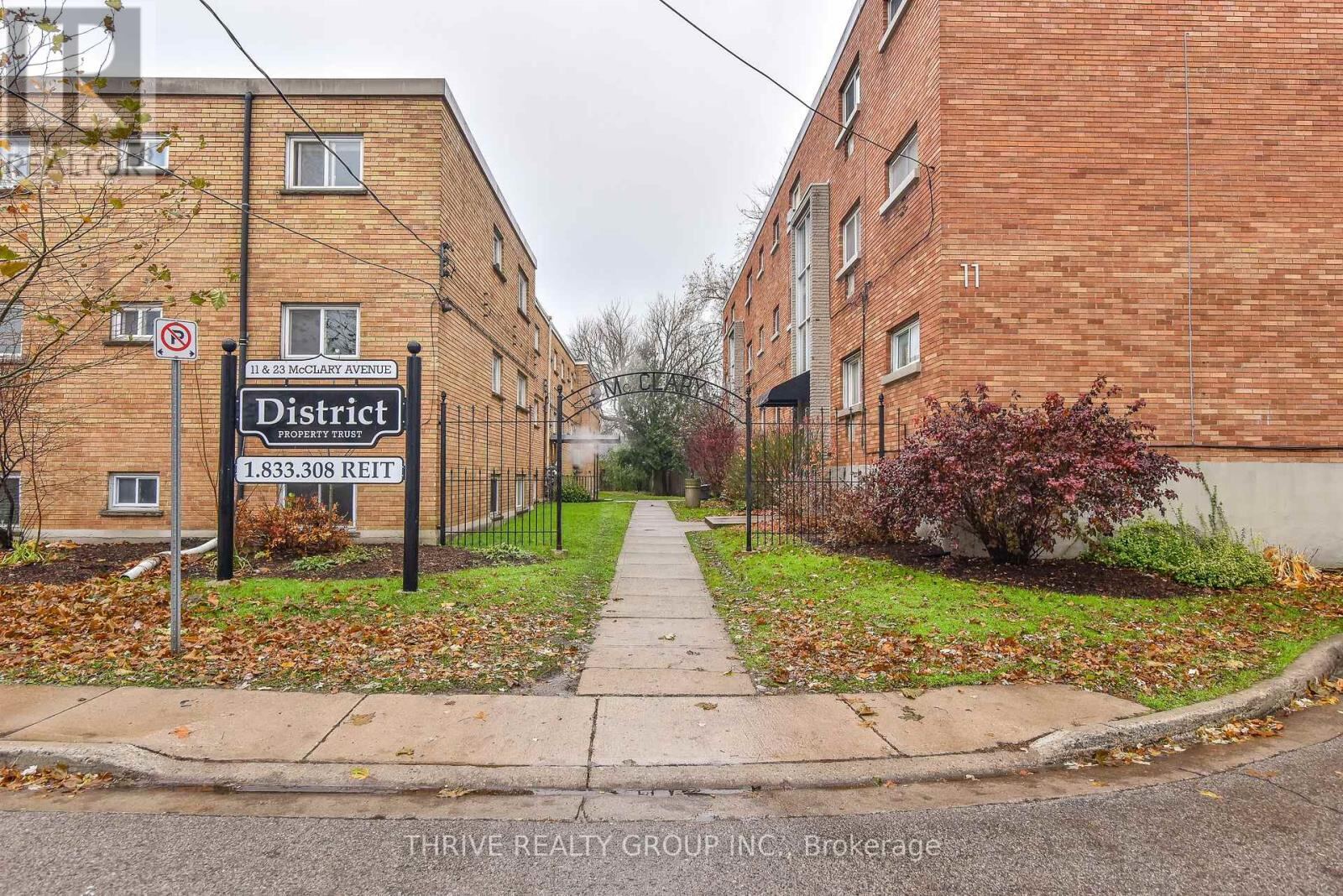 23 McClary Avenue Unit 17, London South (South F)