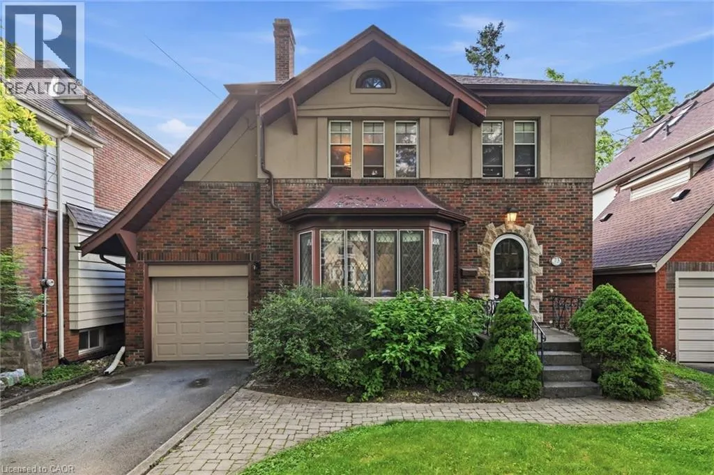 73 DROMORE Crescent, Hamilton