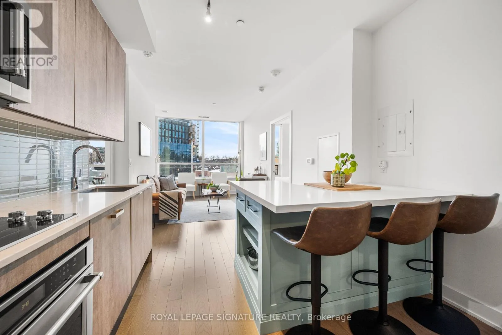 181 Bedford Road Unit 410, Toronto (Annex)