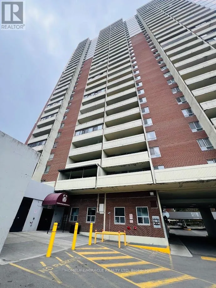 5 Massey Square Unit 1108, Toronto (Crescent Town)