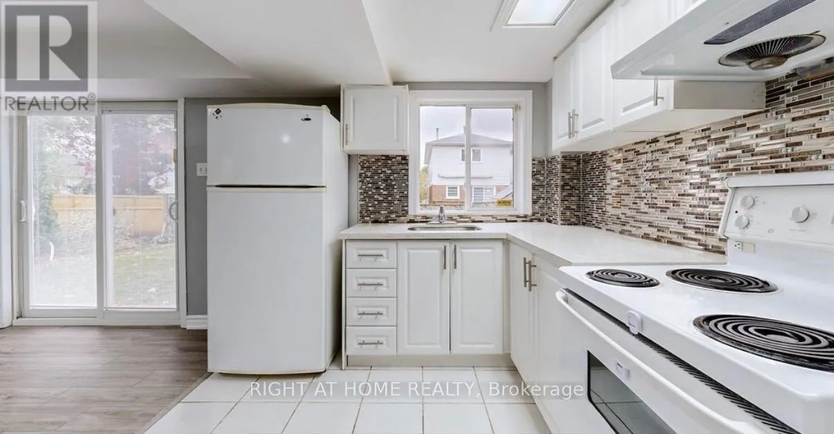 942 Port Union Road, Toronto (Centennial Scarborough)