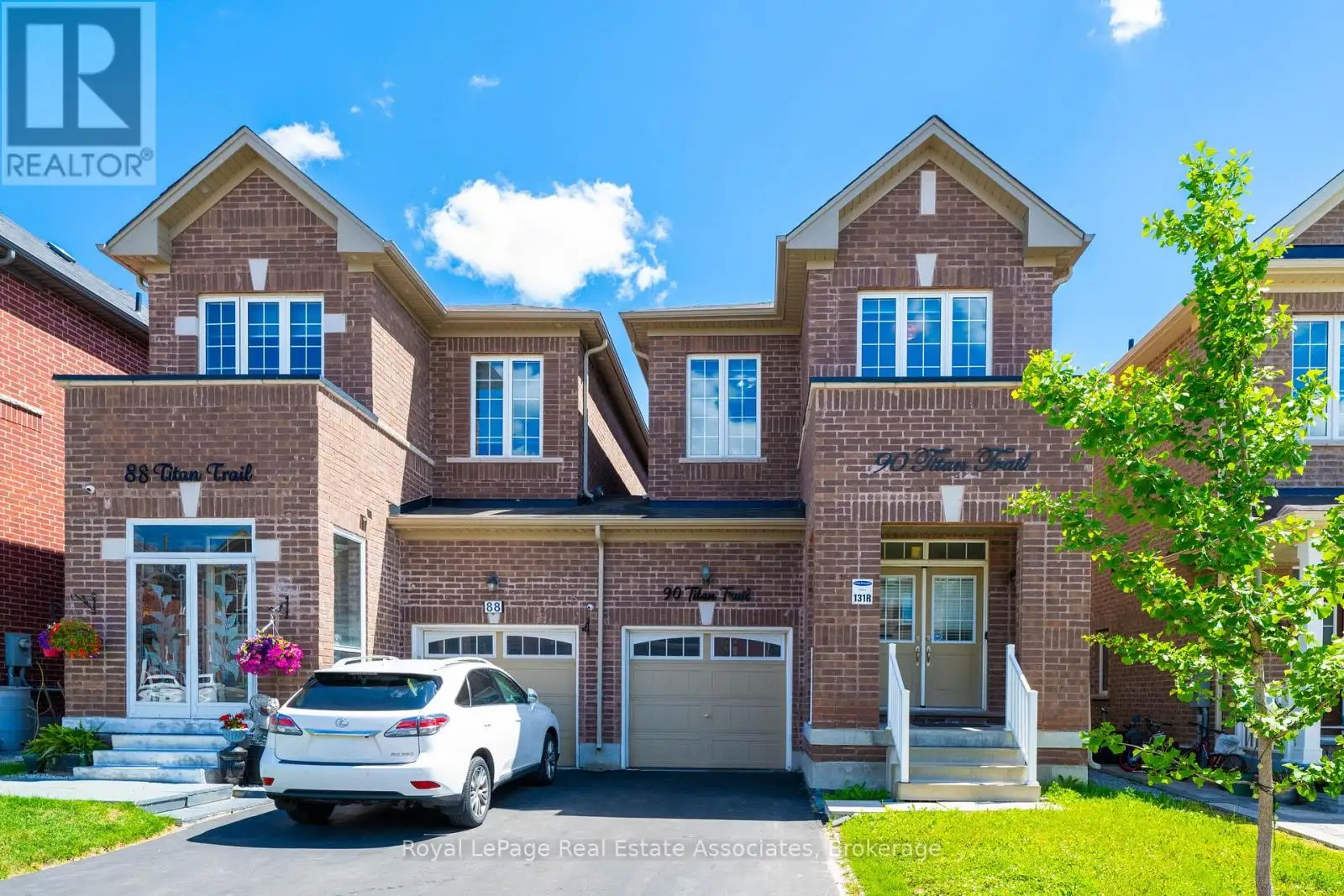 90 Titan Trail, Markham (Cedarwood)