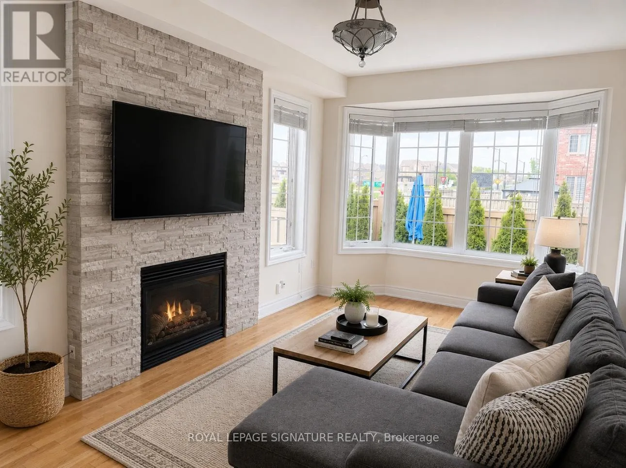 45 Pelham Drive, Vaughan (Kleinburg)