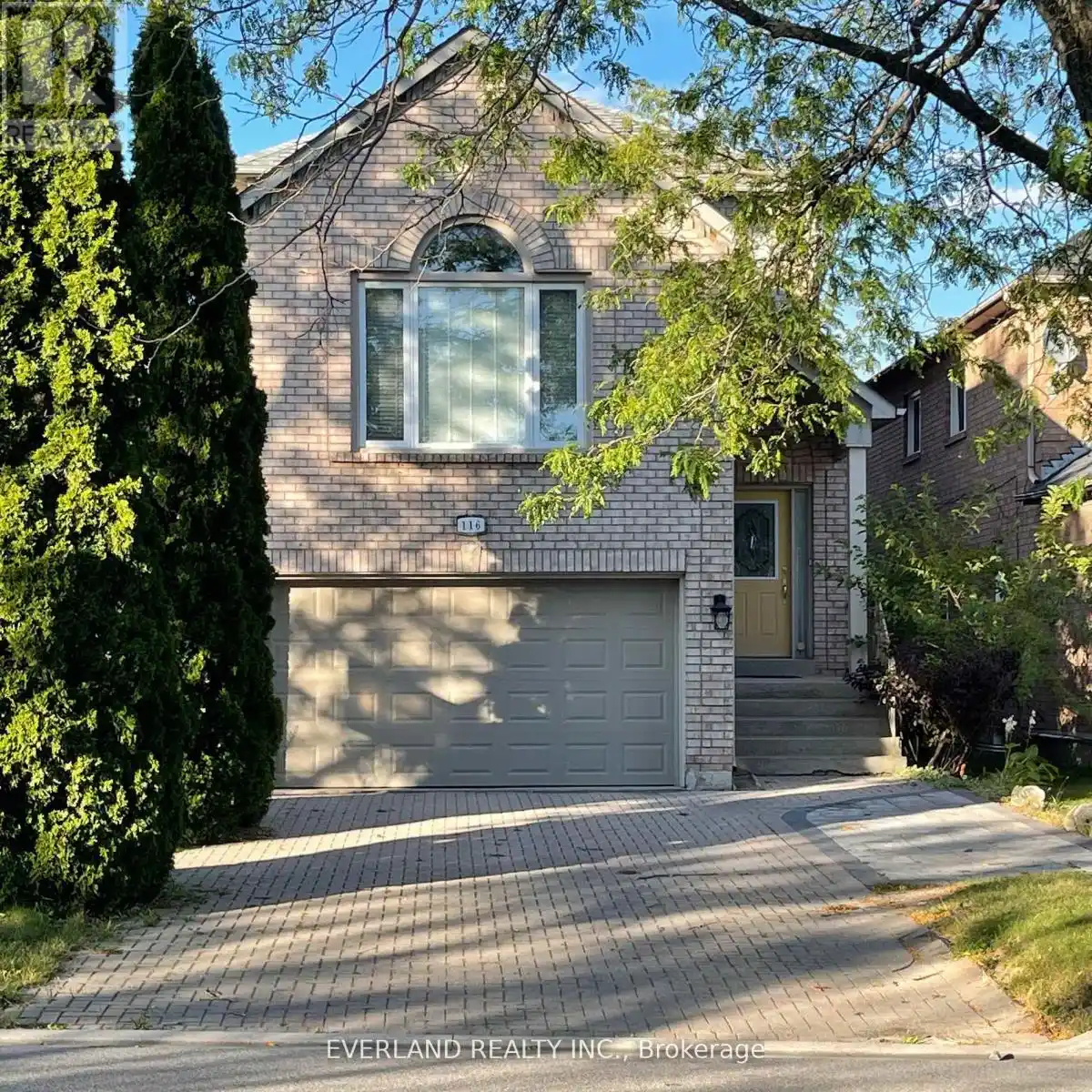 116 Redondo Drive Unit Bst, Vaughan (Beverley Glen)