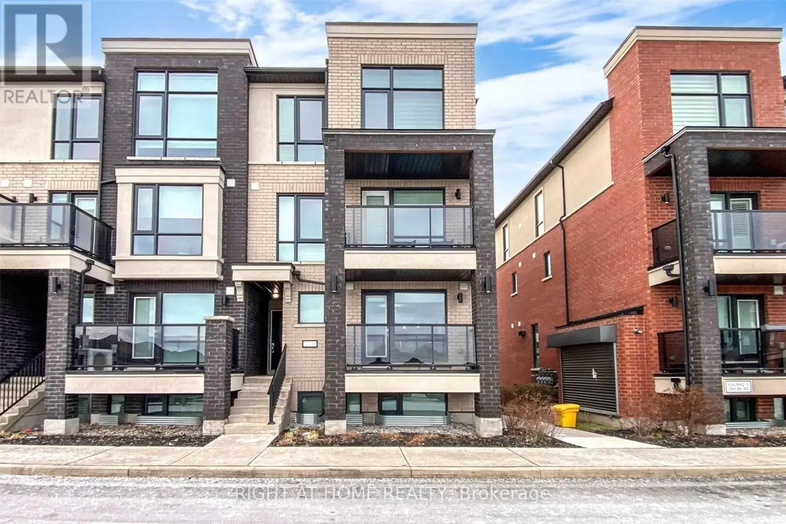 100 Dufay Road Unit 82, Brampton (Northwest Brampton)