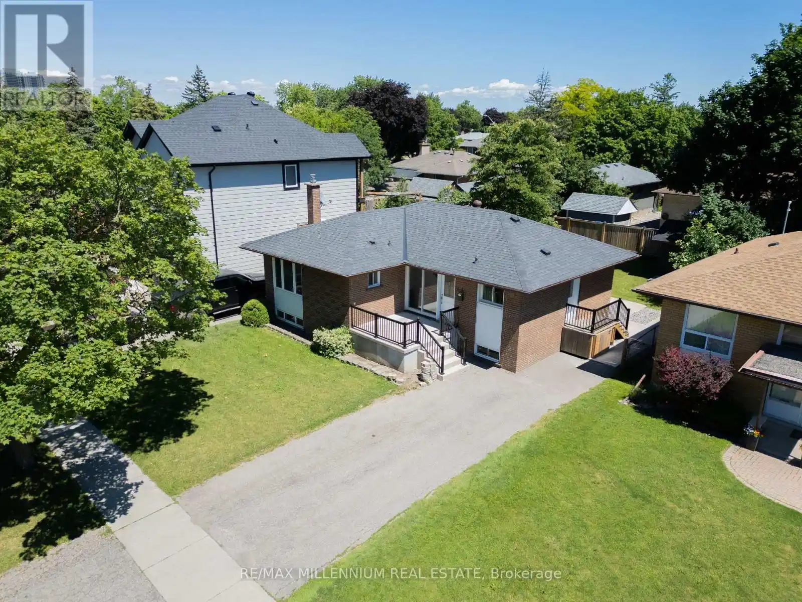 37 Campbell Drive, Brampton (Northwood Park)