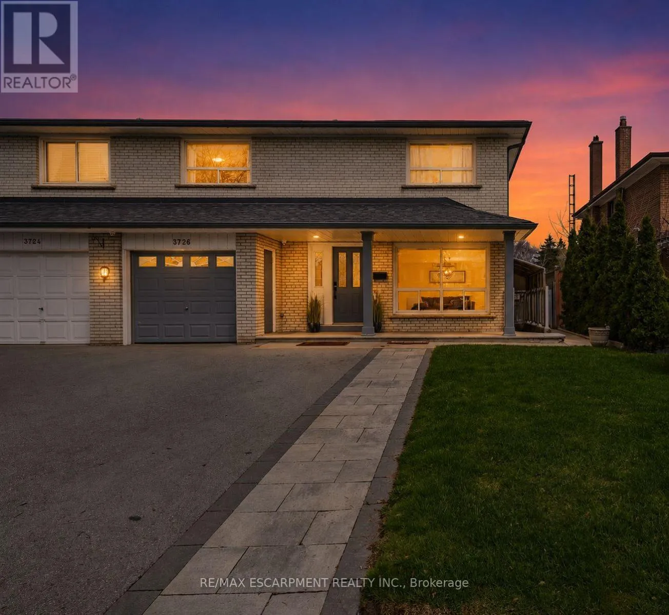 3726 Holden Crescent, Mississauga (Mississauga Valleys)