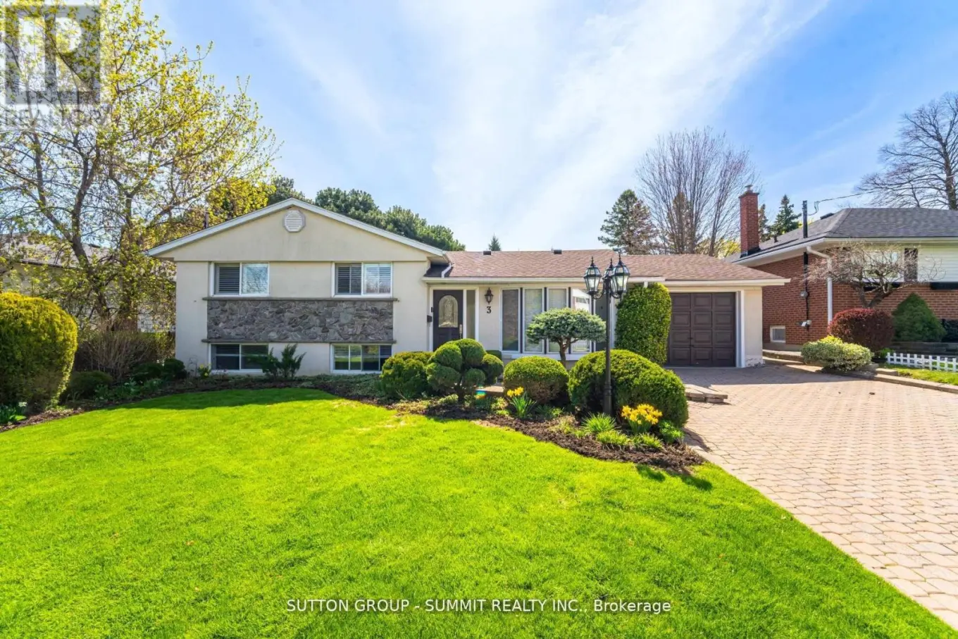 3 Donata Drive, Mississauga (Streetsville)