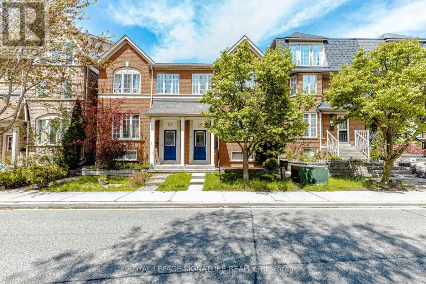 120 Tarragona Boulevard, Toronto (Junction Area)
