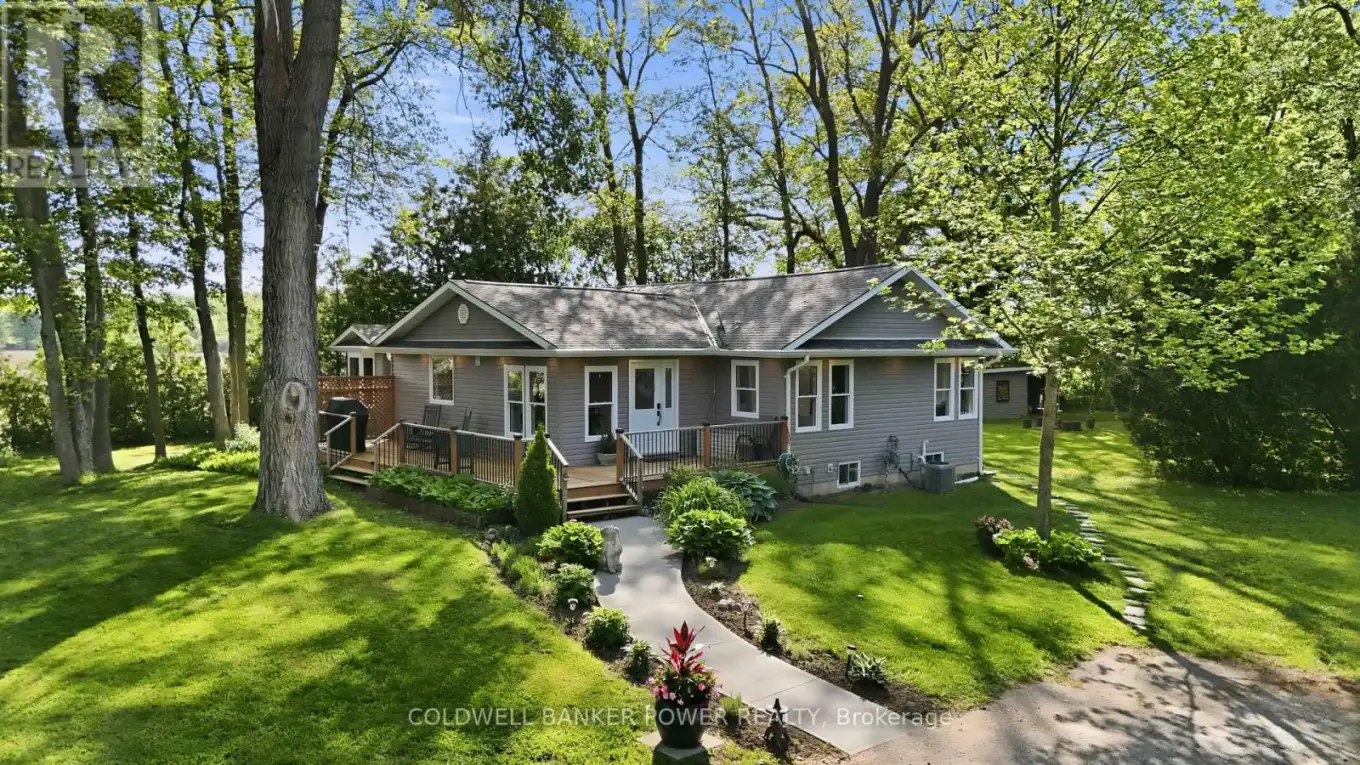 26041 Queens Line, West Elgin