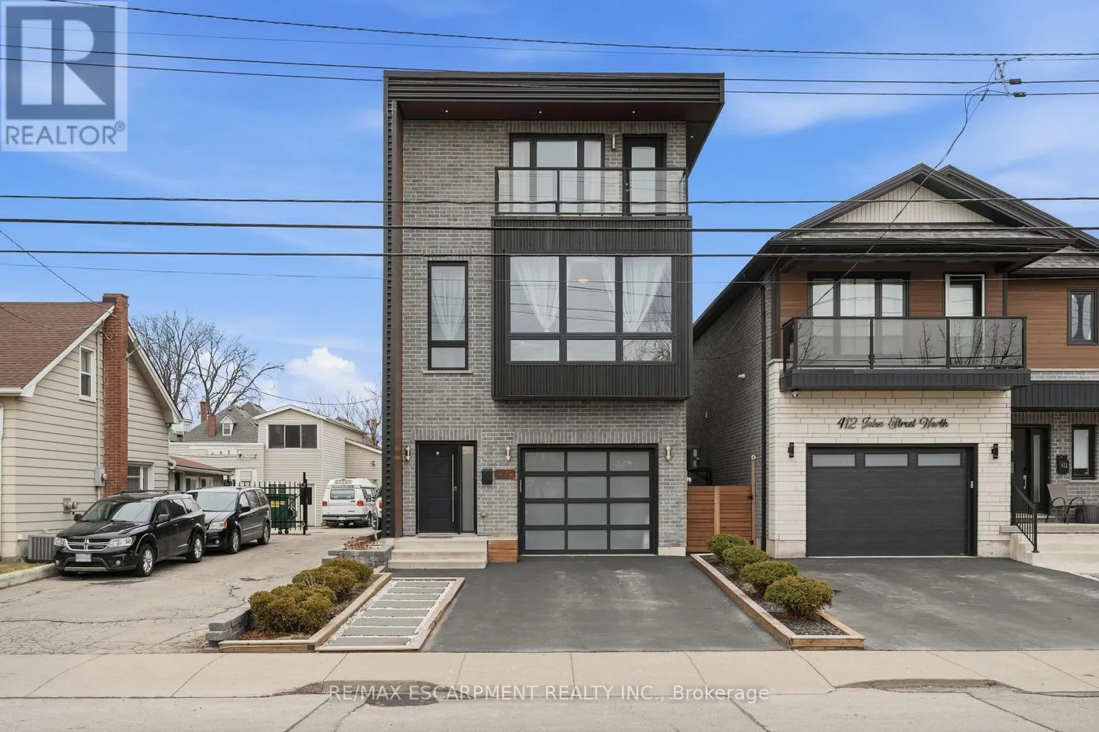414 JOHN Street, Hamilton (North End)