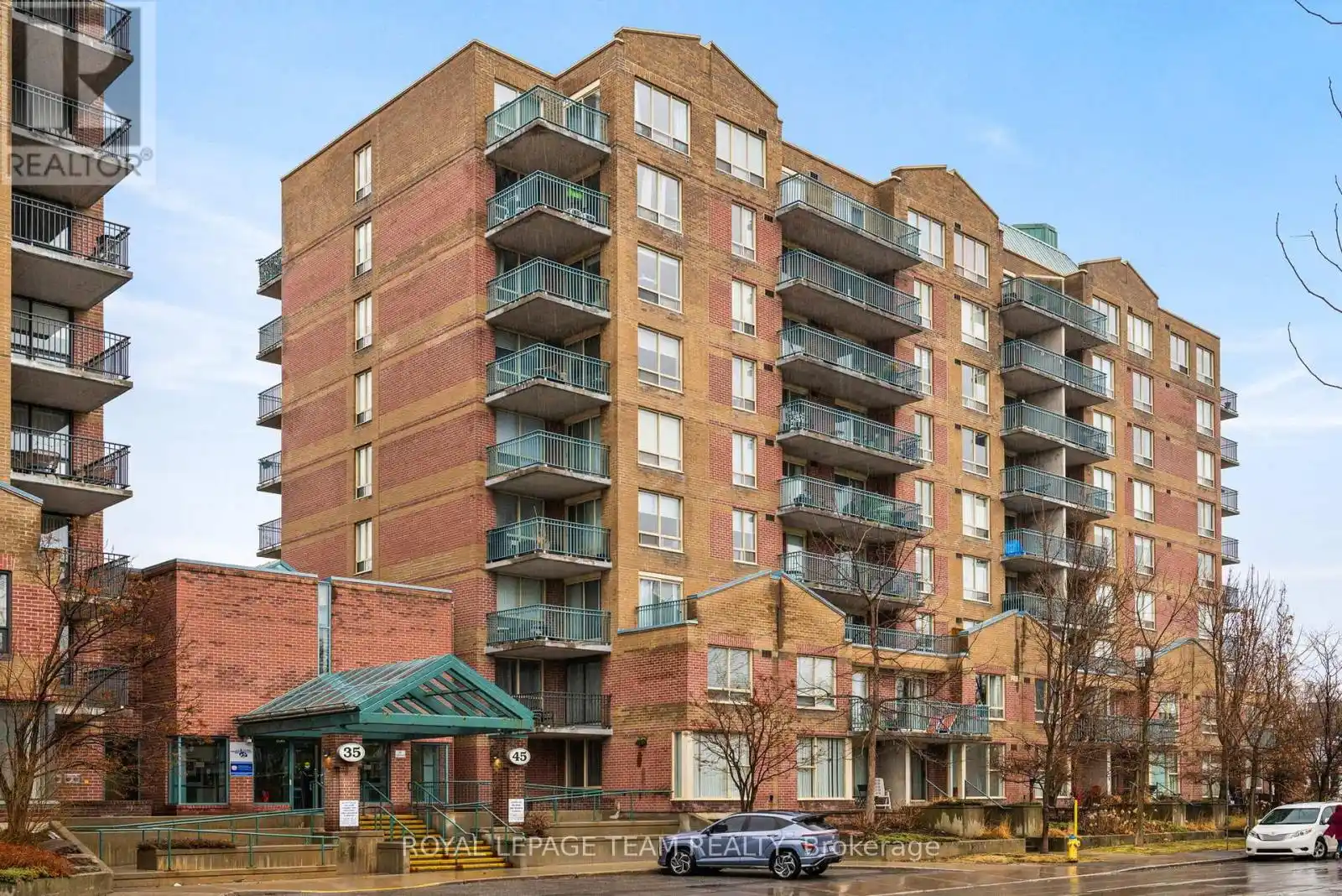 45 Holland Avenue Unit 902, Ottawa