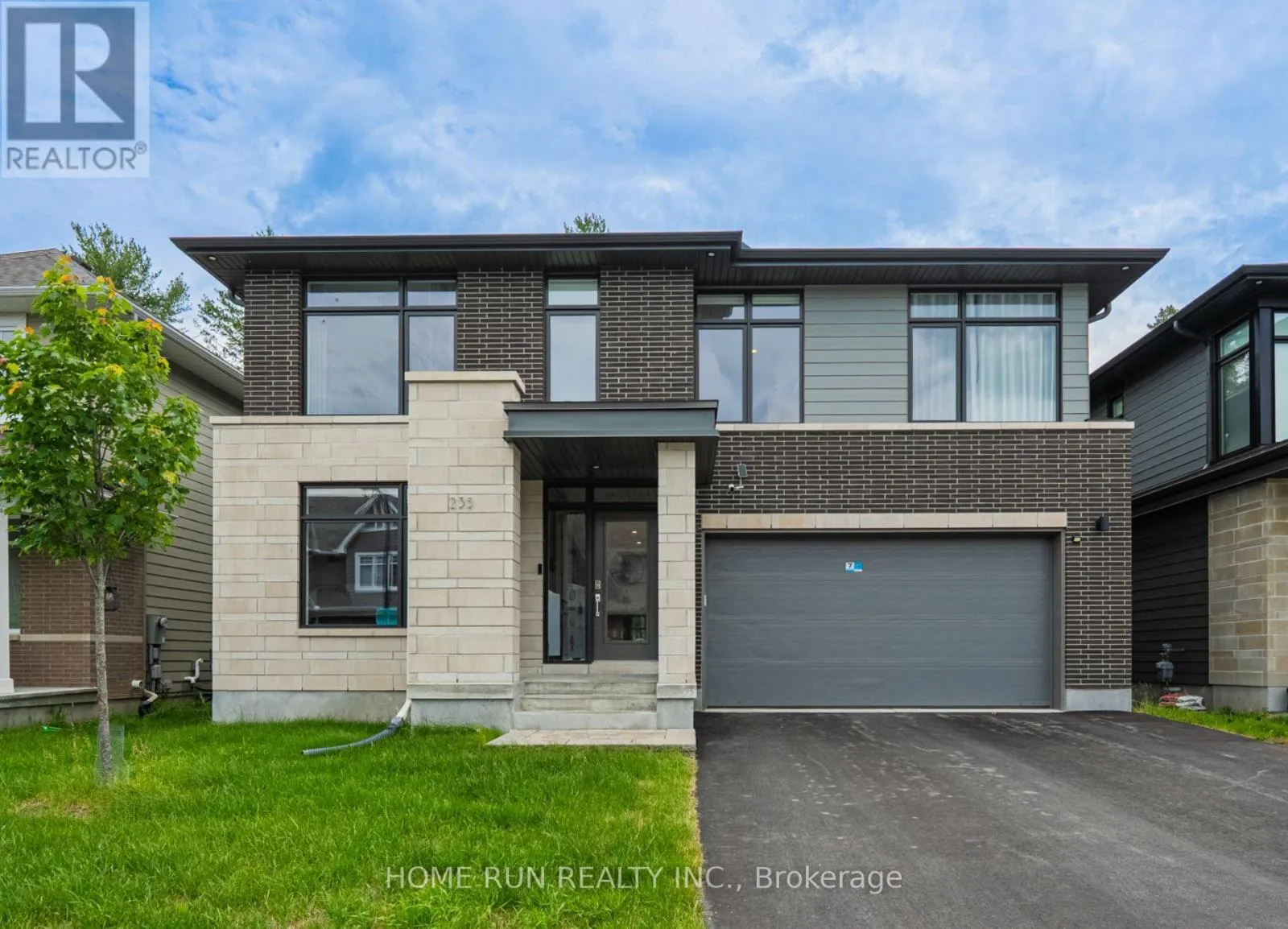 235 Ketchikan Crescent, Ottawa