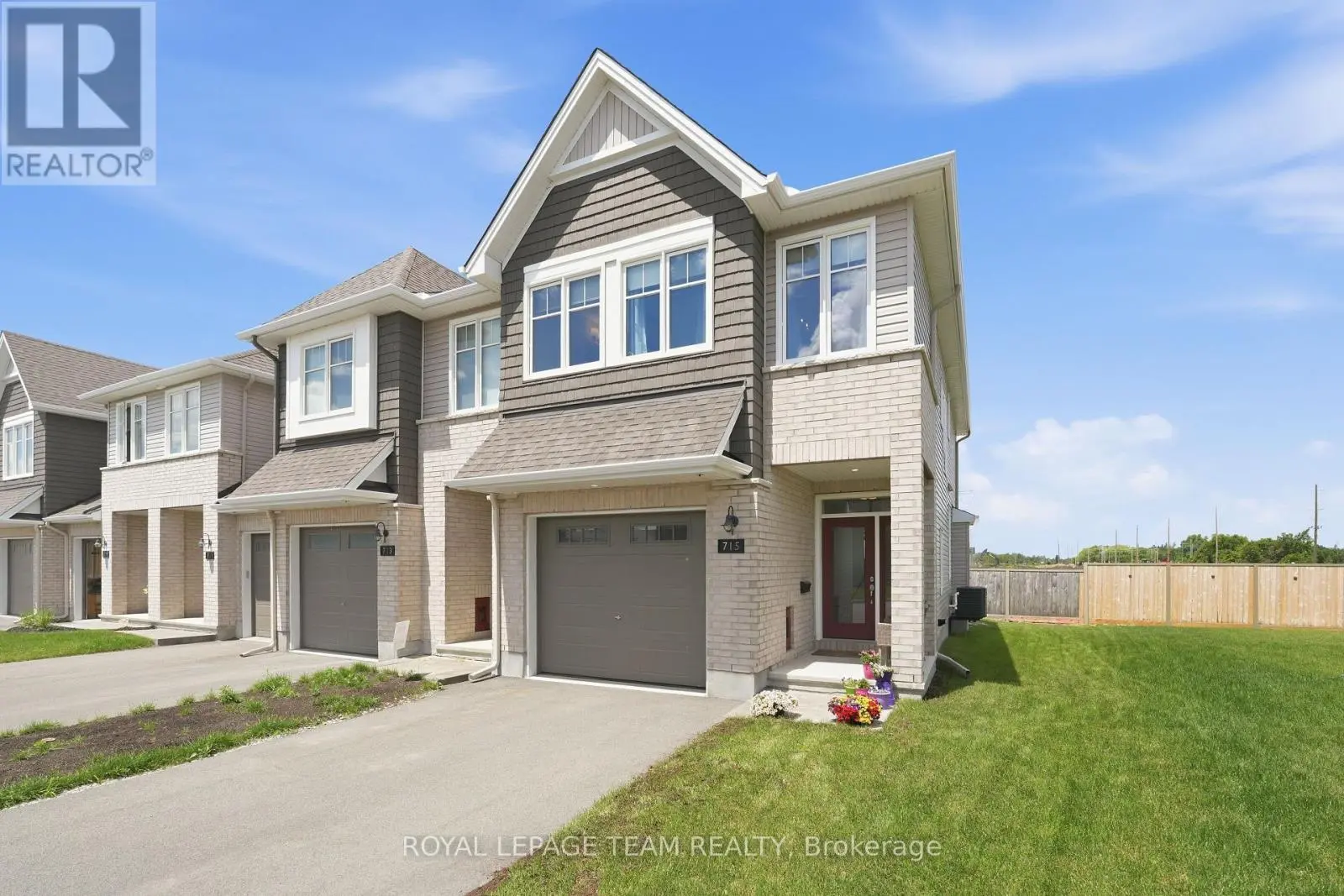 715 Maverick Crescent, Ottawa